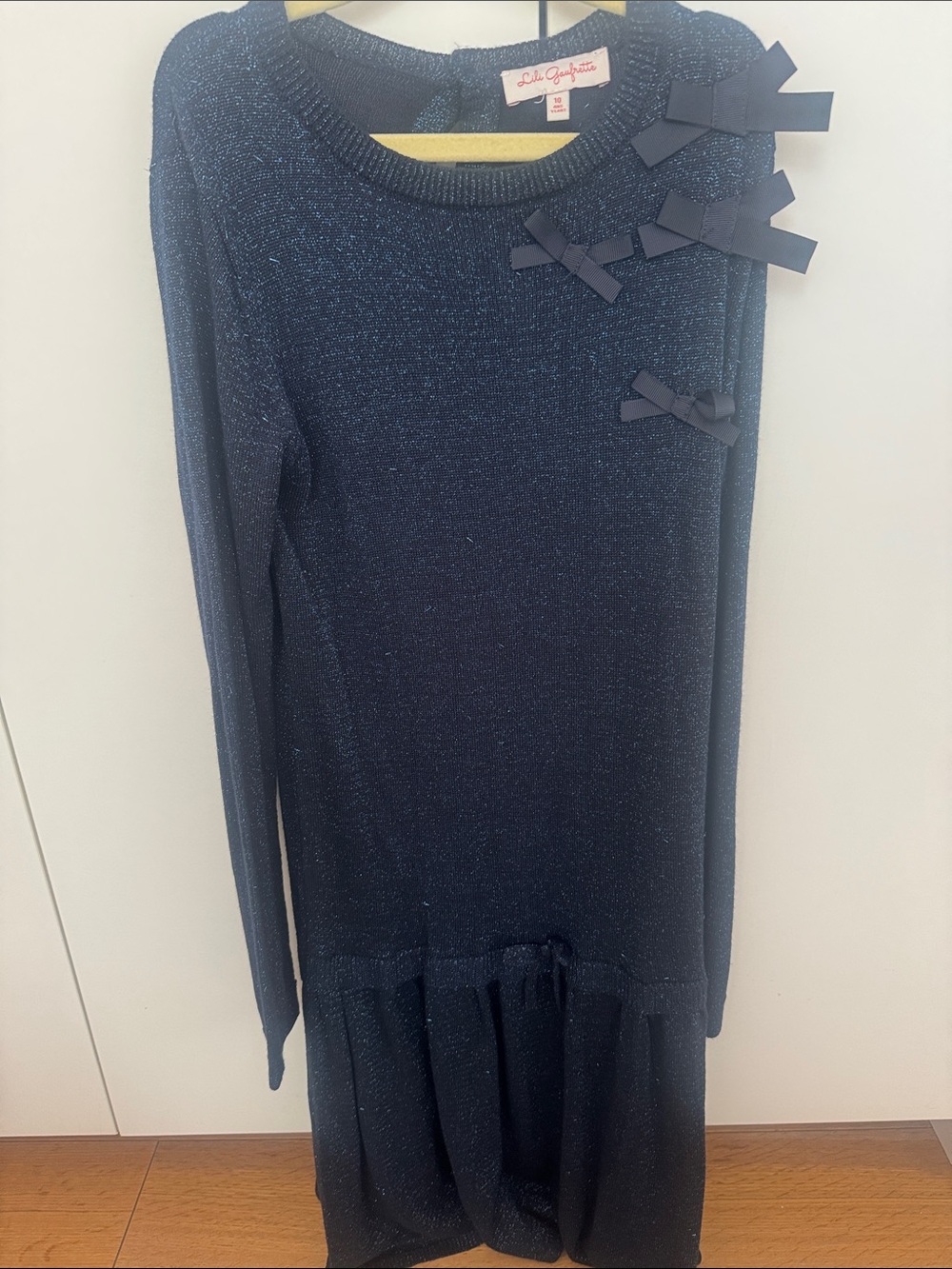 Lili gaufrettr Sparkle Bow Knit Dress